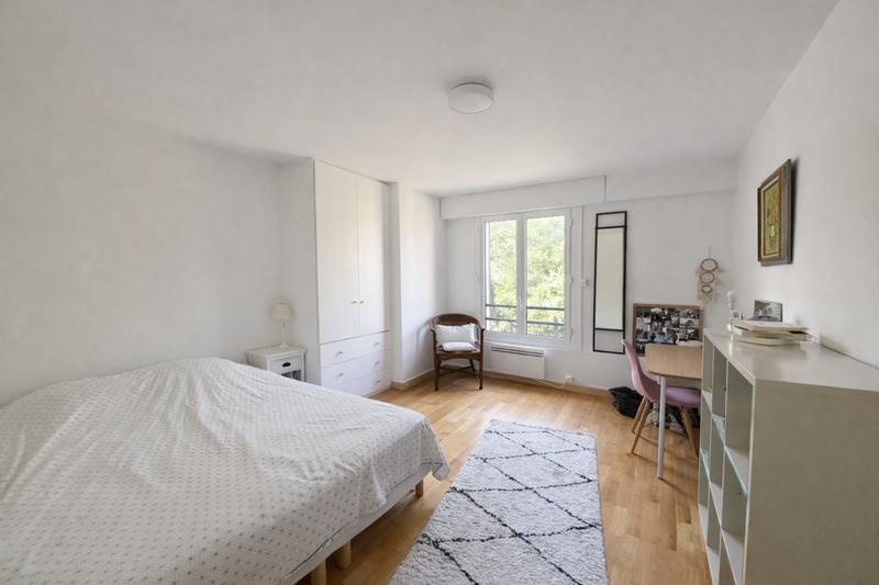 Appartement - 80 m² - 3 pièces
