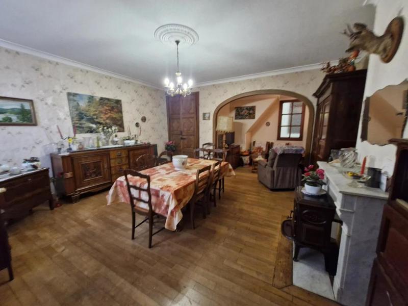 Maison de ville - 214 m² - 11 pièces