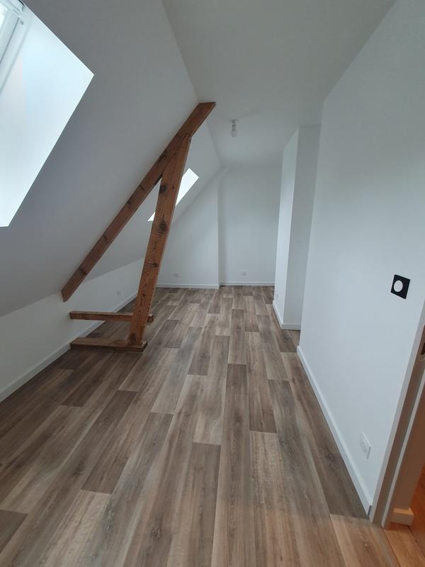 Maison - 153 m² - 8 pièces