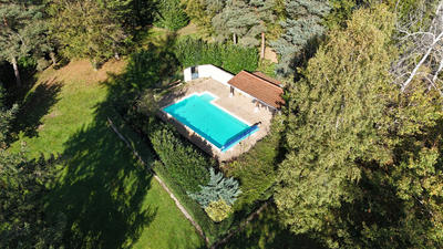 Propriété - 282 m² - 10 pièces