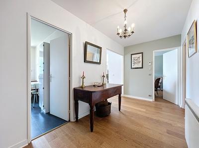 Appartement - 94 m² - 5 pièces