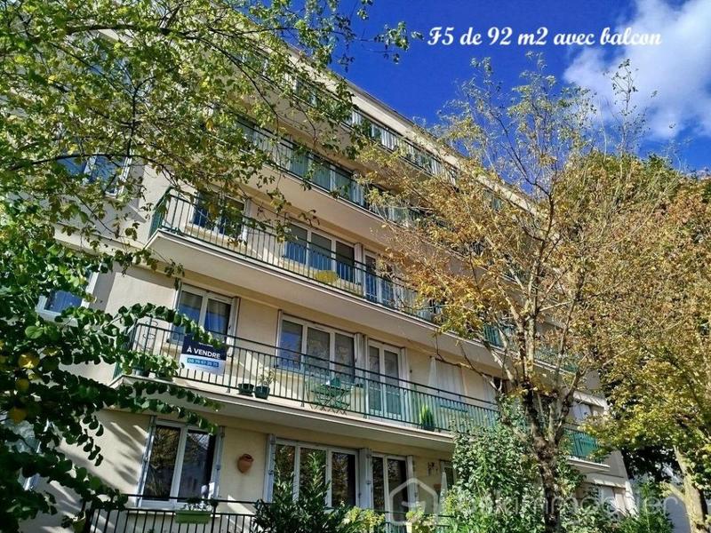 Appartement - 92 m² - 5 pièces