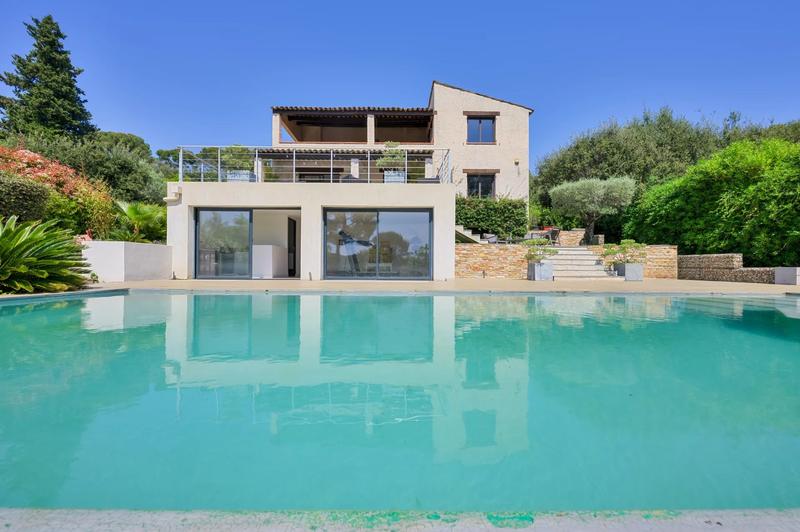 Maison - 166 m² - 5 pièces