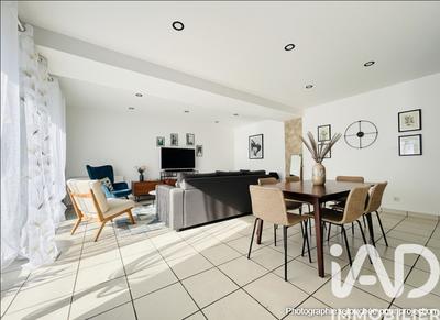 Maison - 93 m² - 3 pièces