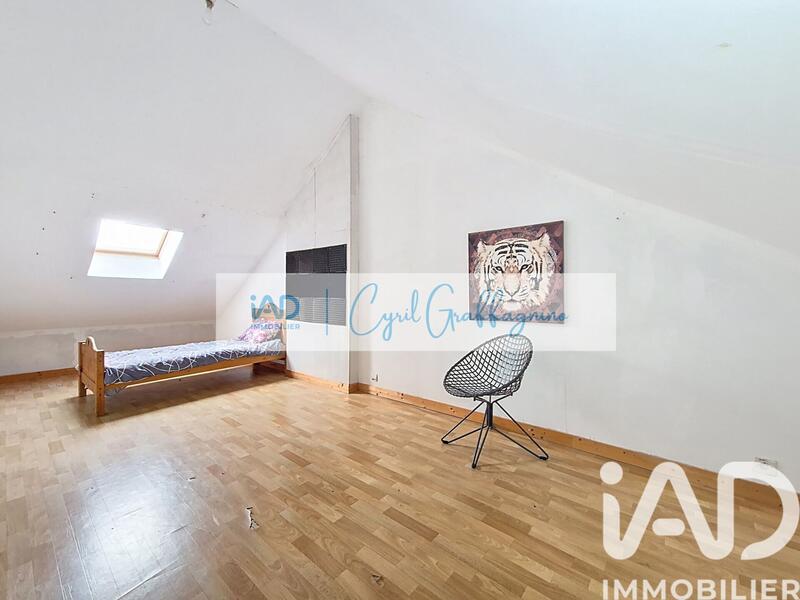 Maison - 122 m² - 5 pièces