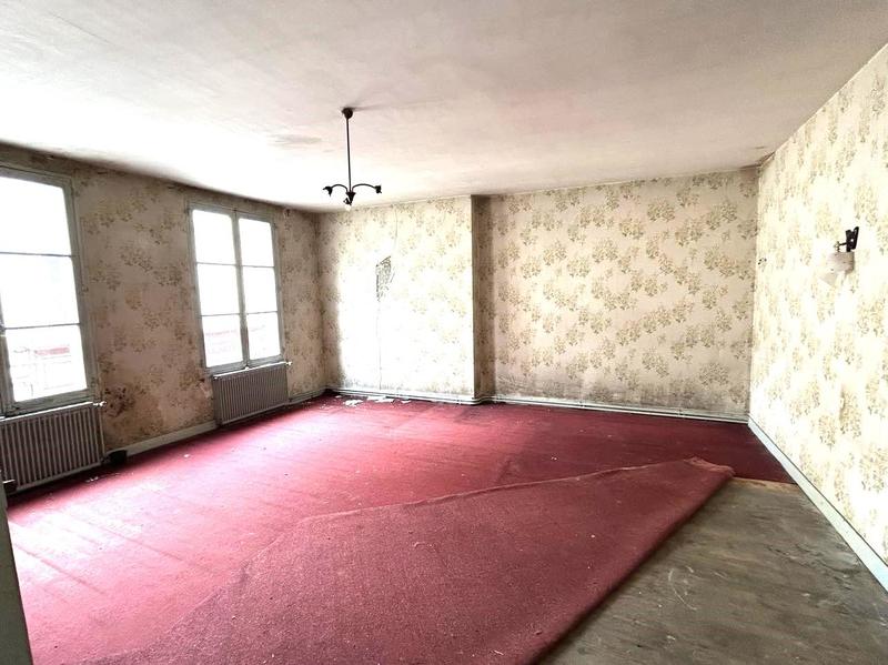 Immeuble - 120 m² - 8 pièces