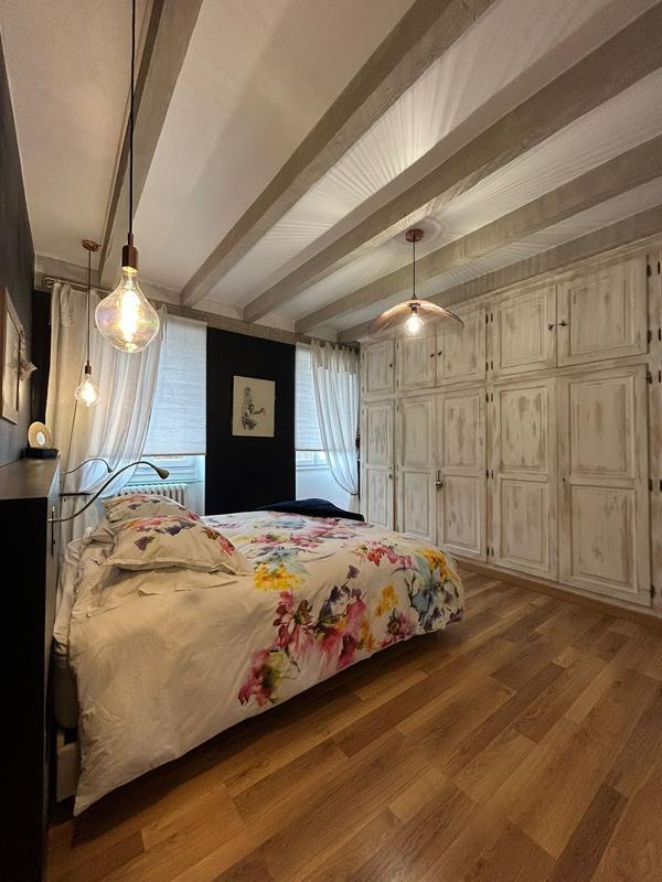 Maison - 200 m² - 8 pièces