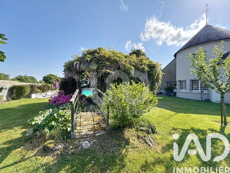 Maison - 332 m² - 12 pièces