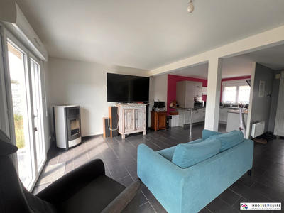 Maison - 90 m² - 4 pièces