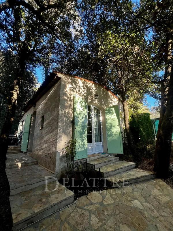 Villa - 259 m² - 5 pièces