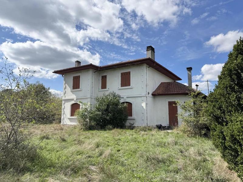 Maison de maîtres - 175 m² - 9 pièces