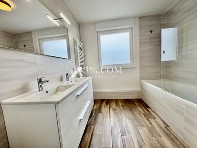 Appartement - 85 m² - 4 pièces