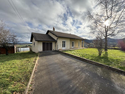 Maison - 87 m² - 4 pièces