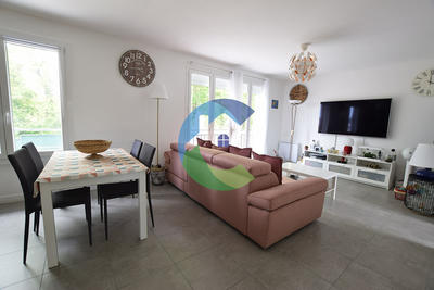 Maison - 97 m² - 5 pièces