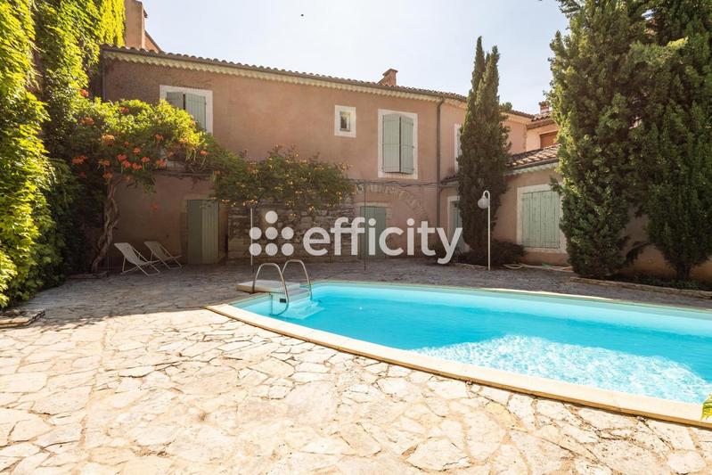 Immeuble - 1 493 m² - 19 pièces