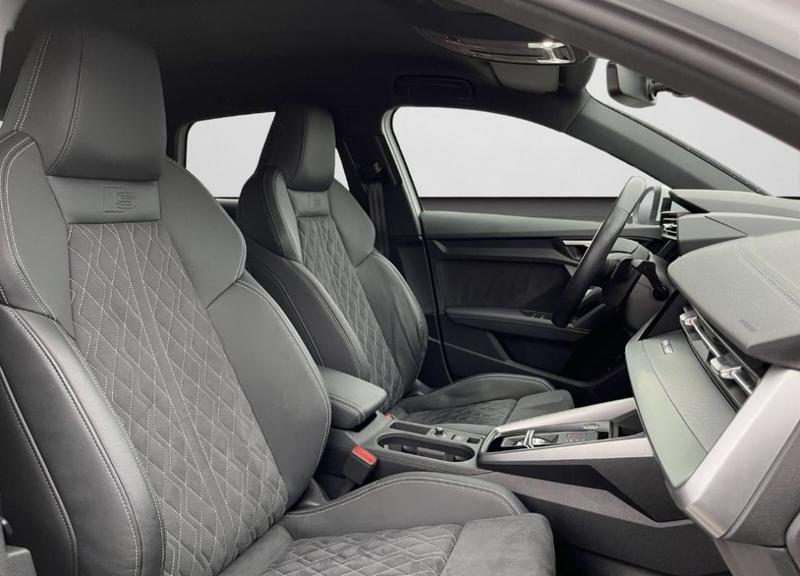 Audi A3 sportback 45 TFSIe 245 s-Line Hybride Rechargeable / Sieges Rs Camera de Recul Coffre Elec Carplay Android Auto