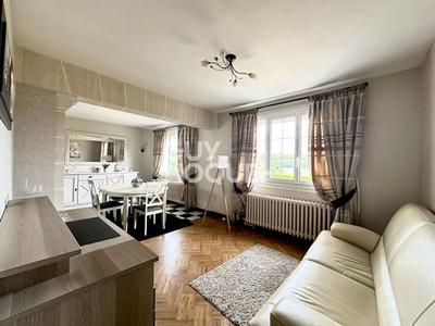 Maison - 100 m² - 4 pièces