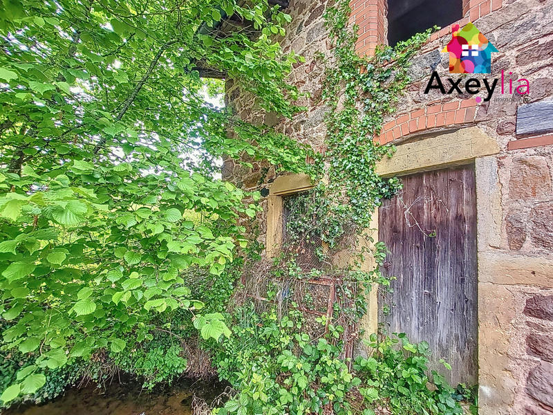 Maison - 250 m² - 1 pièce