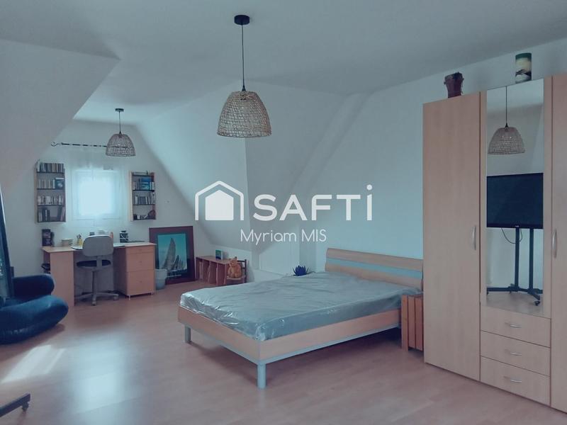 Maison - 185 m² - 6 pièces