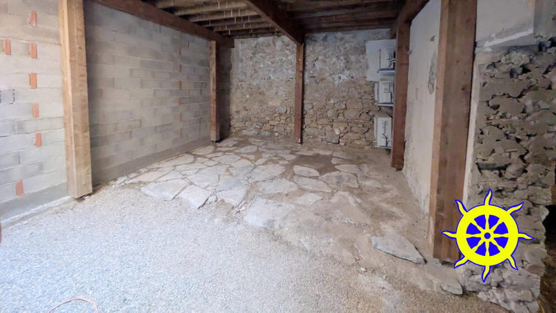 Maison ancienne - 191 m² - 4 pièces