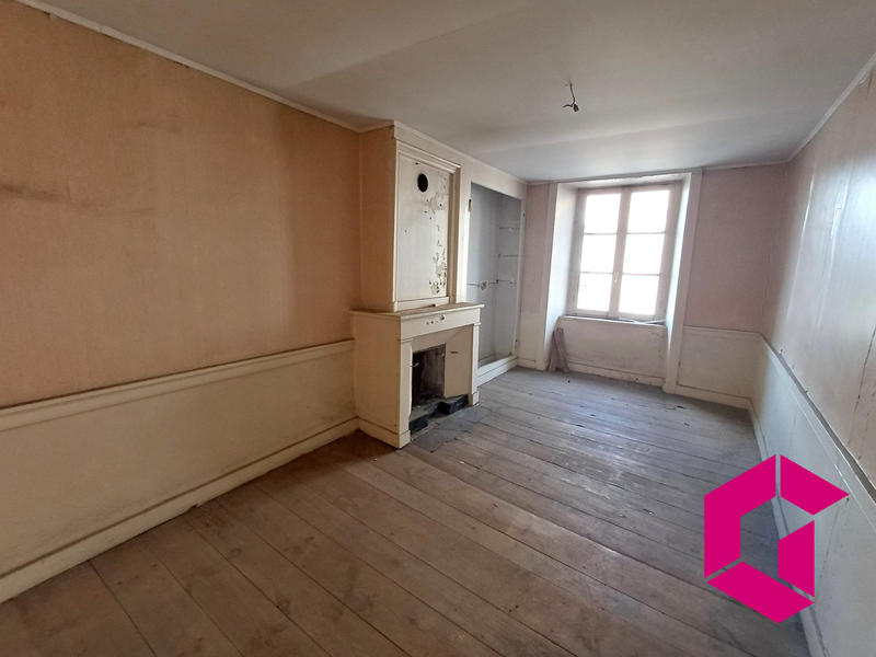 Maison ancienne - 160 m² - 8 pièces