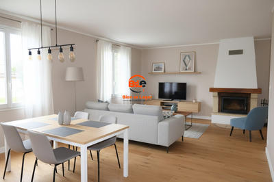 Maison traditionnelle - 150 m² - 7 pièces