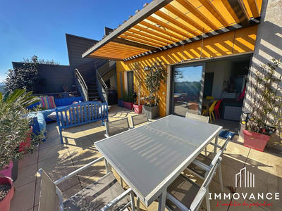 Appartement - 80 m² - 3 pièces