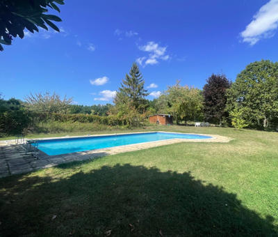 Maison en pierre - 193 m² - 7 pièces