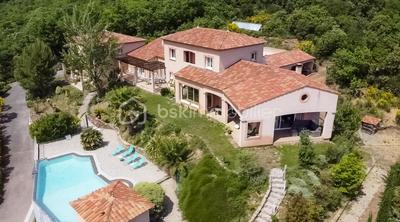 Maison d'architecte - 490 m² - 15 pièces