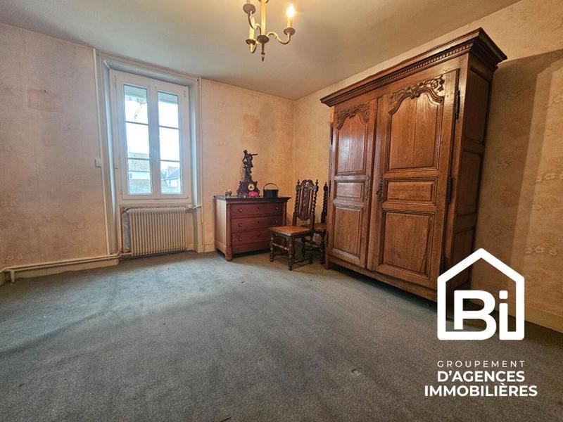 Maison de bourg - 150 m² - 7 pièces