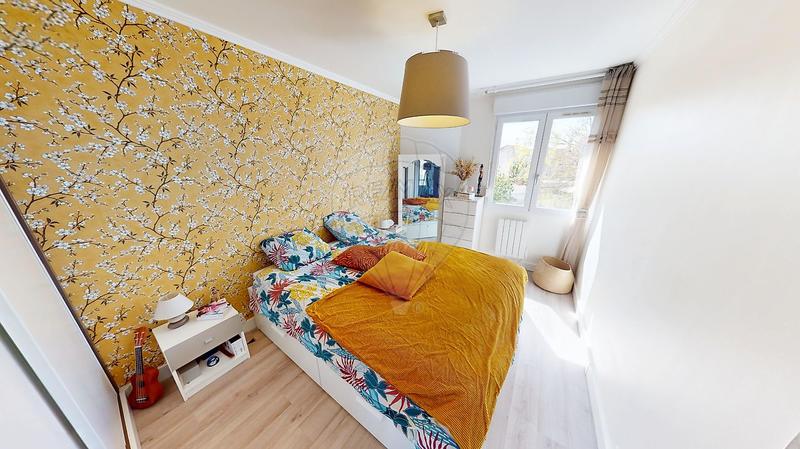 Appartement - 93 m² - 4 pièces