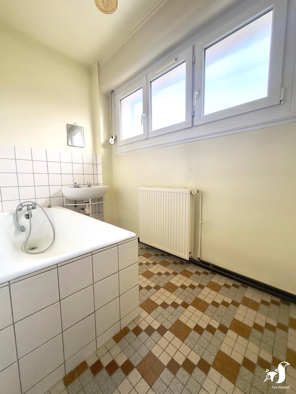 Maison - 85 m² - 5 pièces