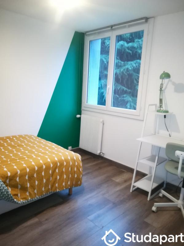 Chambre - 10 m² - 1 pièce