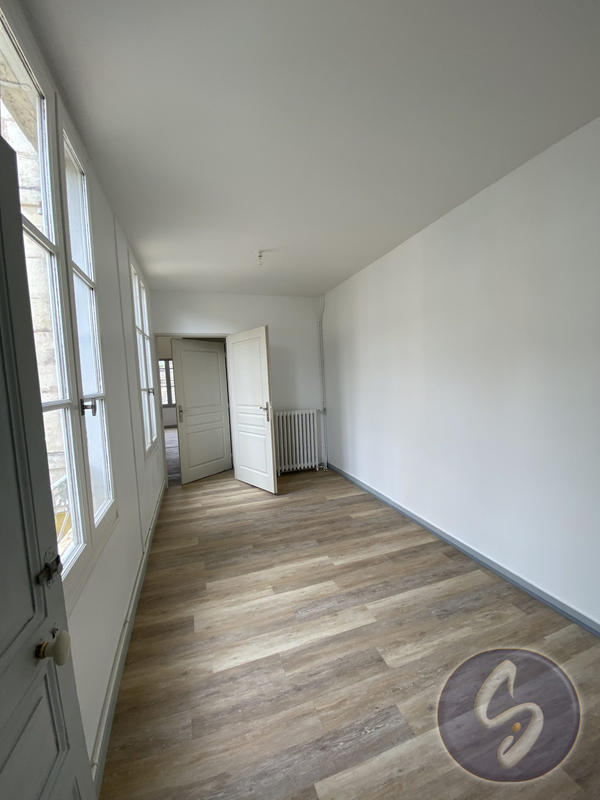 Maison ancienne - 135 m² - 7 pièces