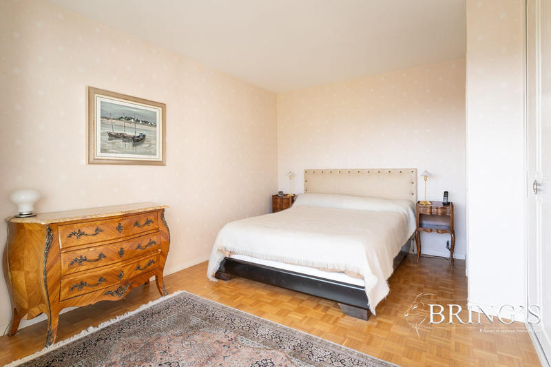 Appartement - 126 m² - 7 pièces