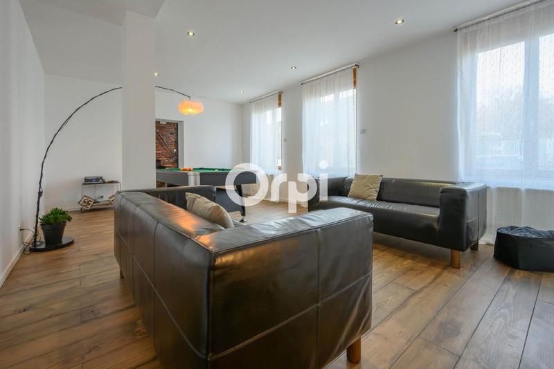 Maison - 225 m² - 6 pièces