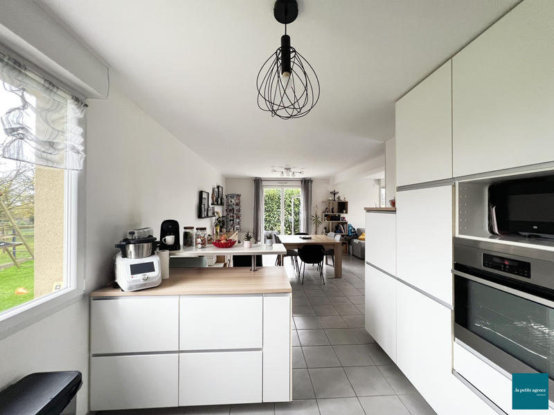 Maison - 100 m² - 4 pièces