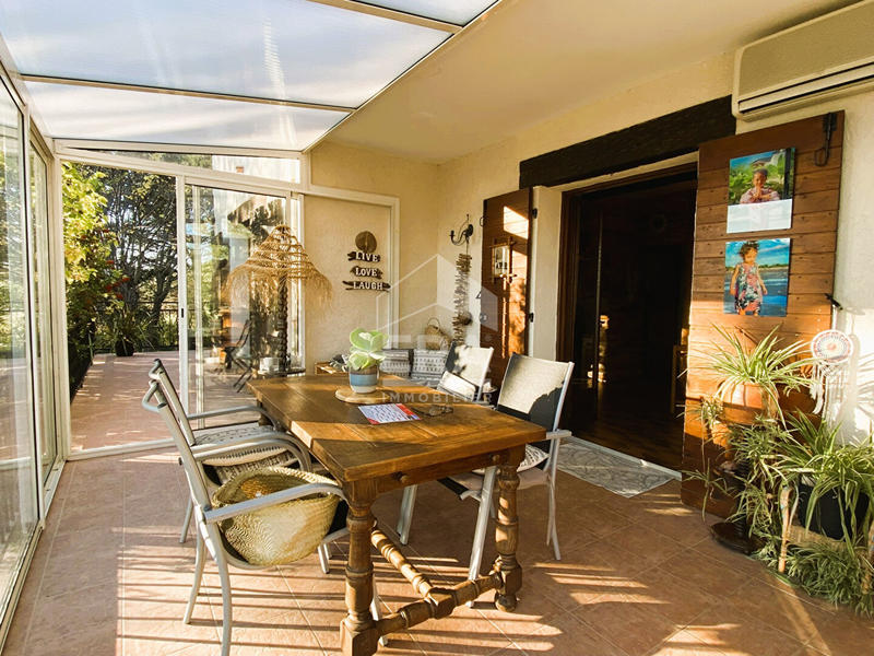 Maison - 234 m² - 7 pièces