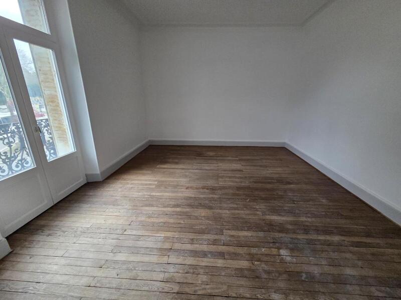 Appartement - 101 m² - 5 pièces