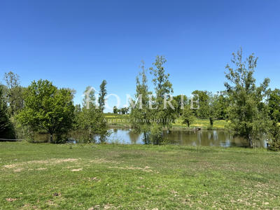 Propriété - 138 m² - 8 pièces