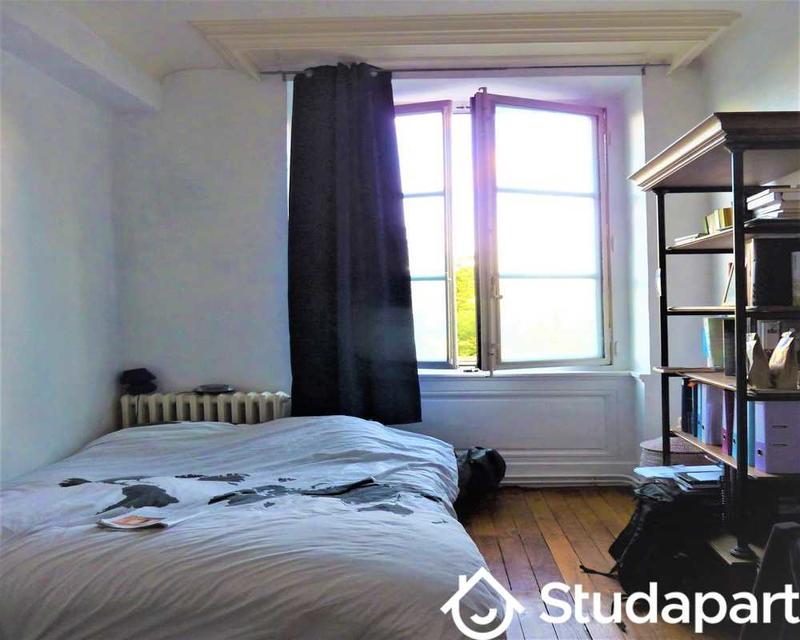 Chambre - 50 m² - 1 pièce