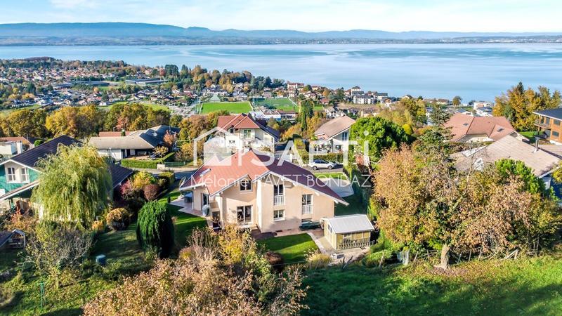 Maison - 120 m² - 5 pièces