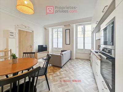 Immeuble - 220 m² - 11 pièces