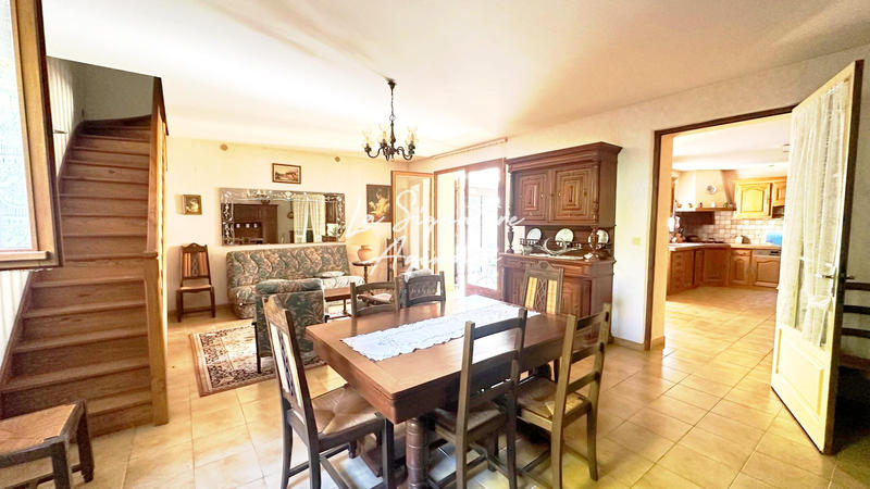 Maison - 170 m² - 5 pièces