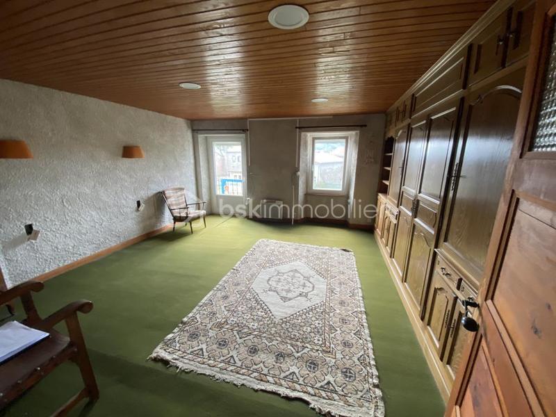 Maison - 206 m² - 7 pièces