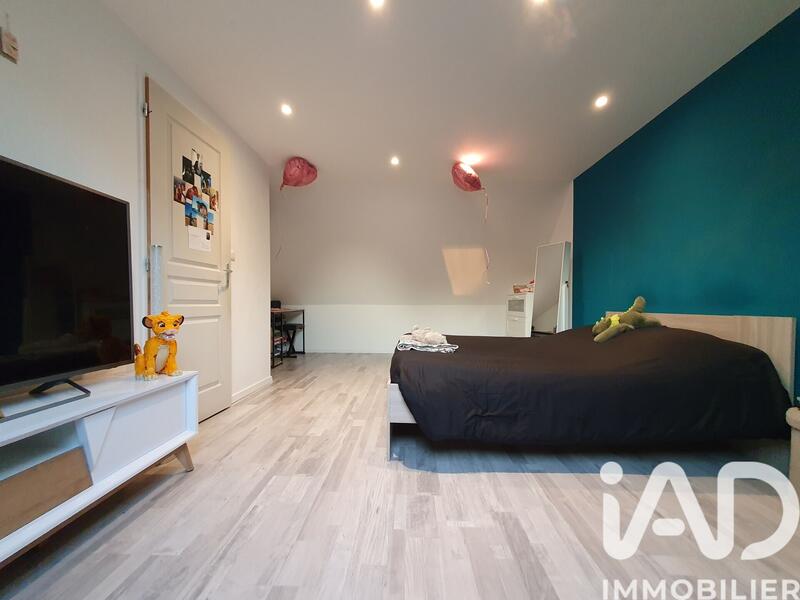 Maison - 101 m² - 5 pièces