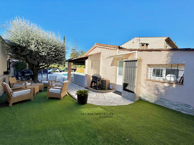 Maison - 66 m² - 3 pièces