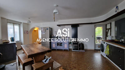 Maison - 219 m² - 7 pièces