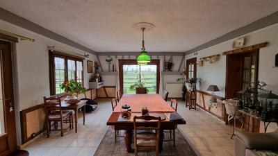 Local d'activités - 326 m² - 10 pièces