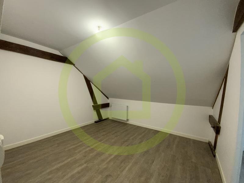 Maison - 275 m² - 11 pièces